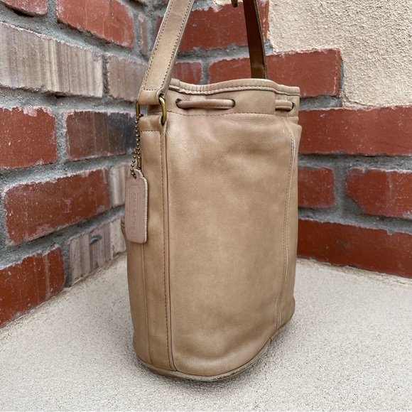 VTG COACH All Leather drawstring bucket bag in Natural/Neutral | USA 🇺🇸 1998 - Picture 5 of 11